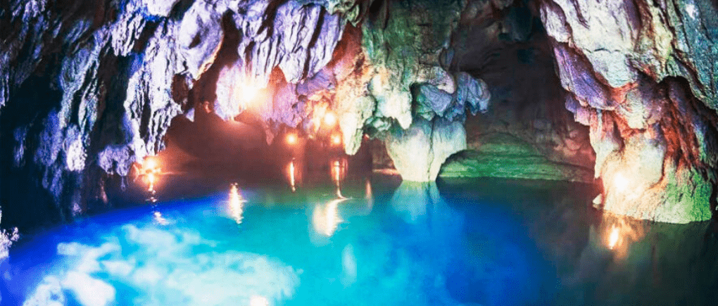 Cuevas de Lanquín en Guatemala.